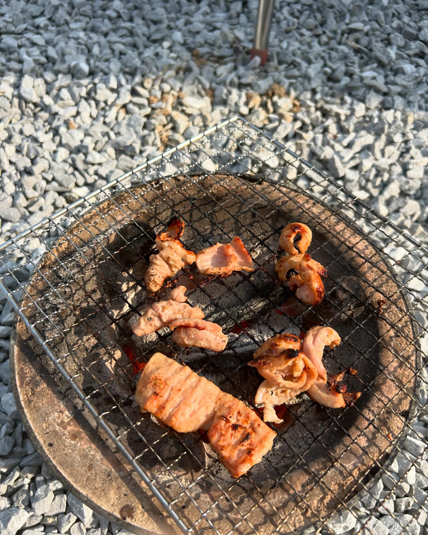 今日は仕事早めに片付けて軽くバーベキュー
子供に夏休みらしい事してないのでー

暑い！暑い！暑すぎる！
皆さん気をつけて